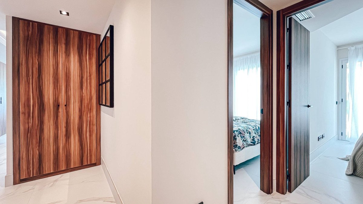 3 Bed Middle Floor Apartment in San Pedro de Alcántara