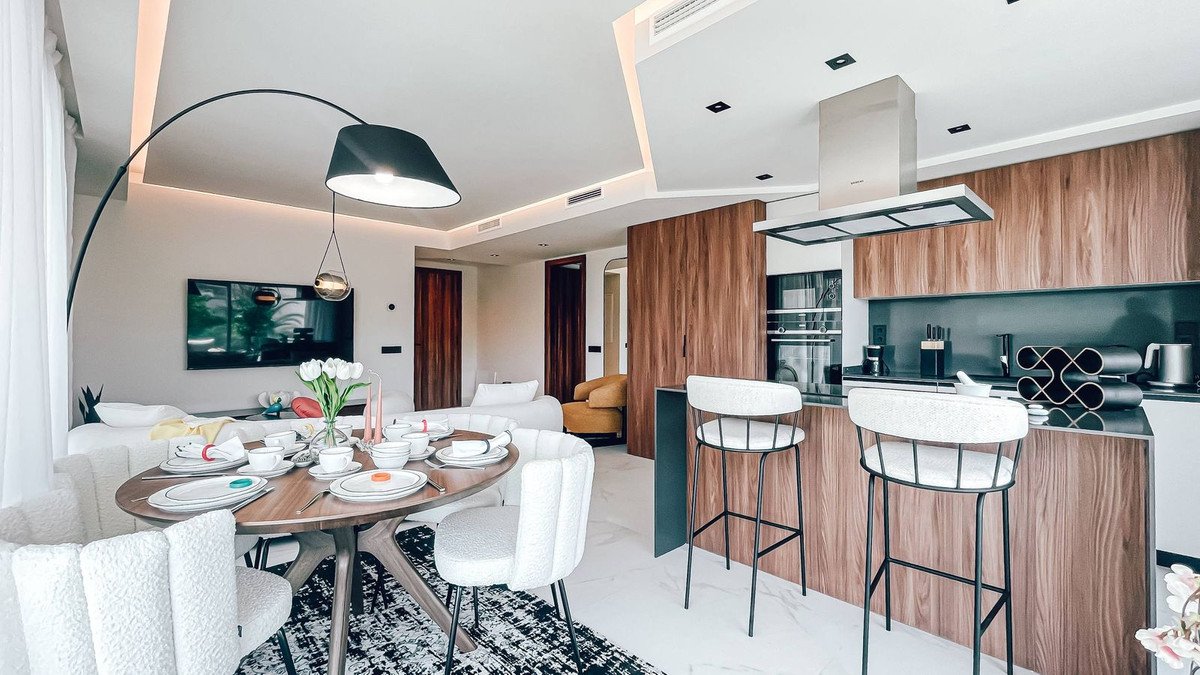 3 Bed Middle Floor Apartment in San Pedro de Alcántara