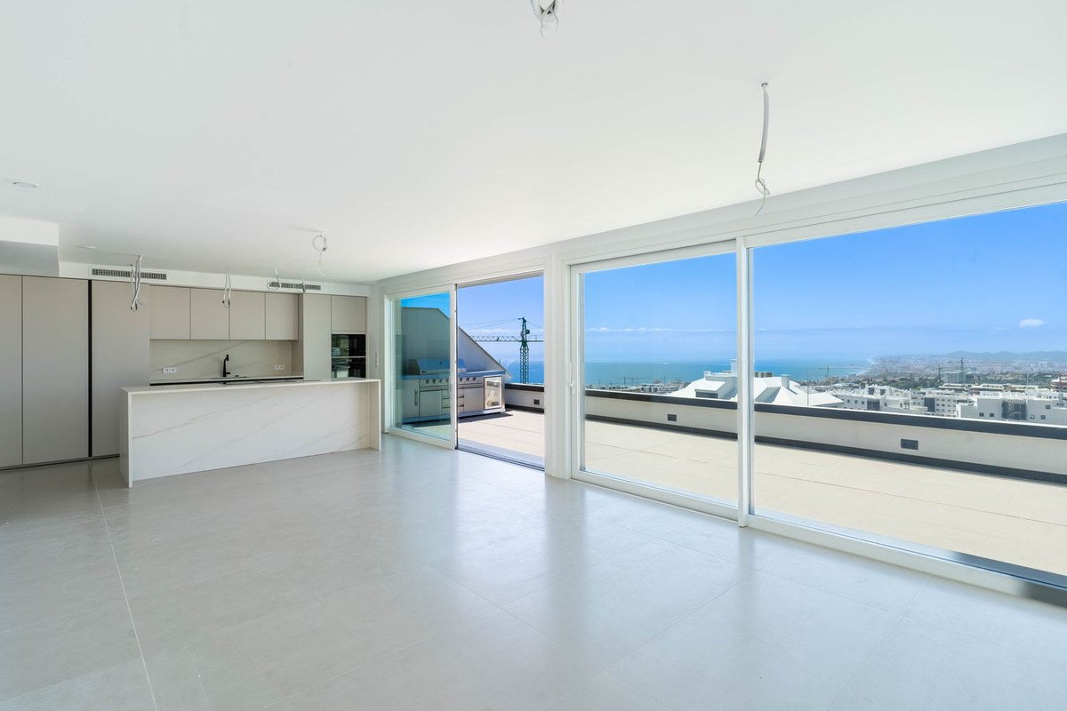 3 Bed Penthouse in Higueron