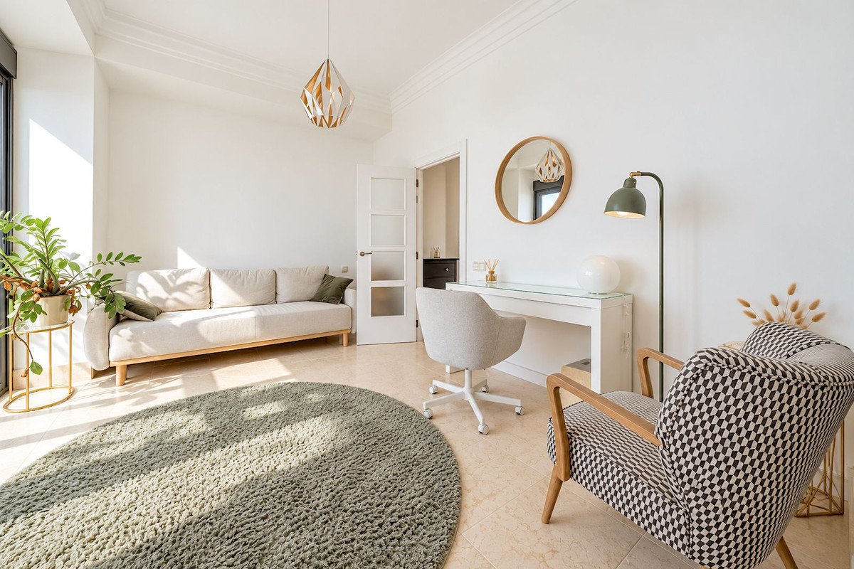 4 Bed Penthouse in Altos de los Monteros