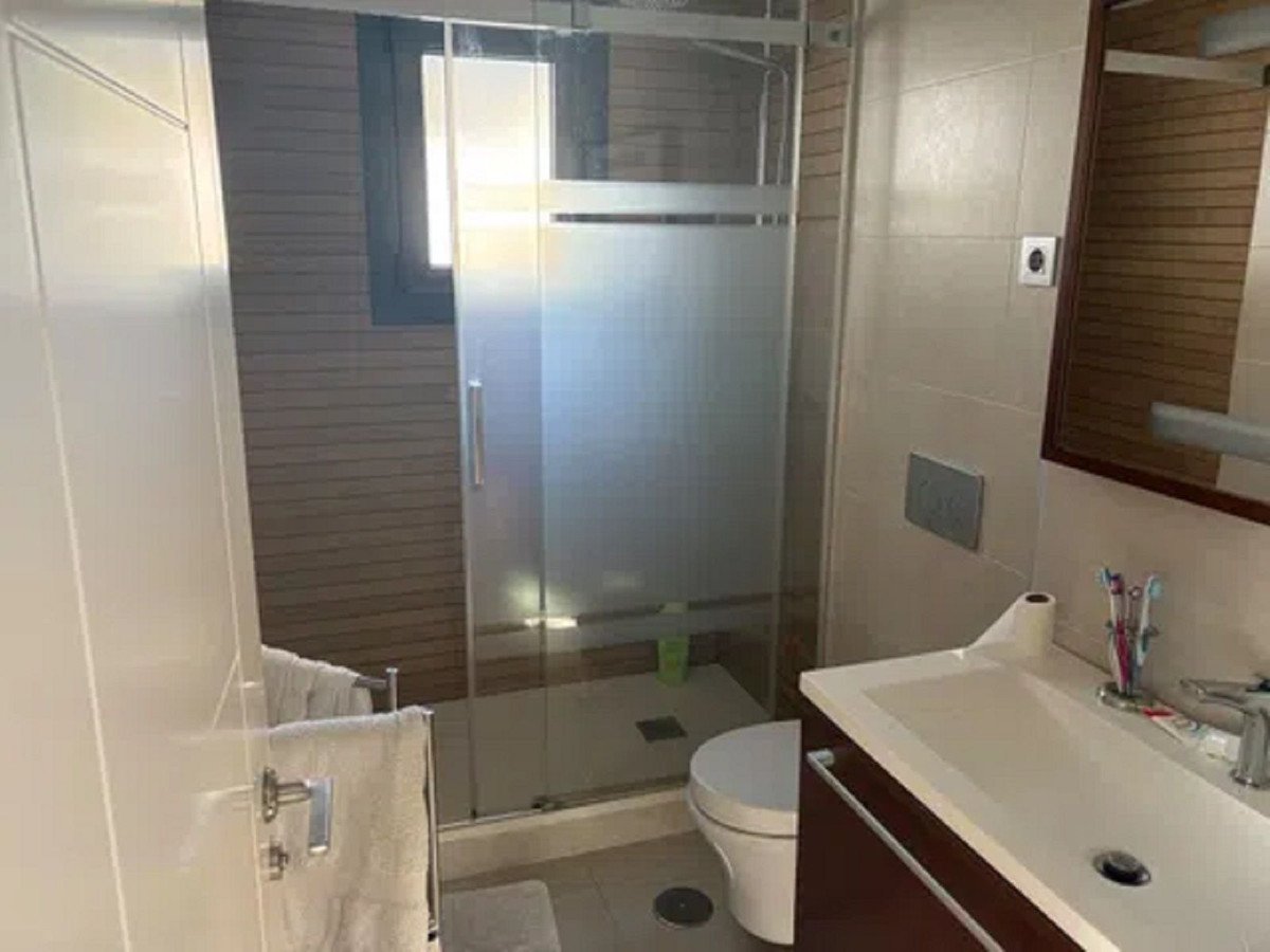 5 Bed Detached Villa in Málaga Este