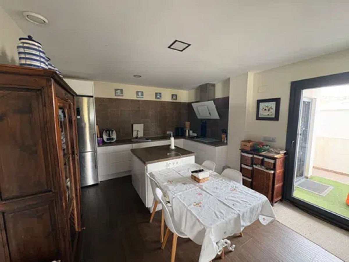 5 Bed Detached Villa in Málaga Este