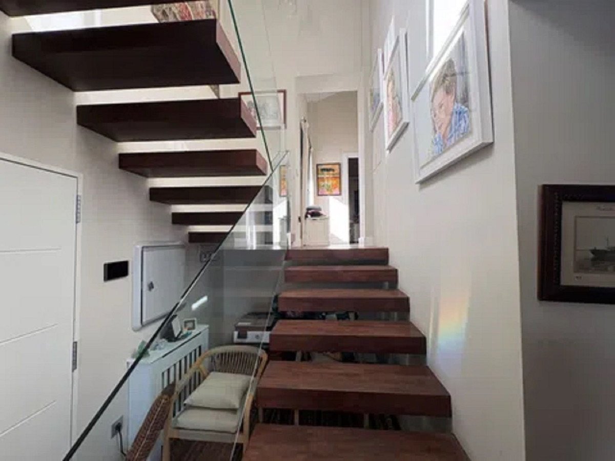 5 Bed Detached Villa in Málaga Este