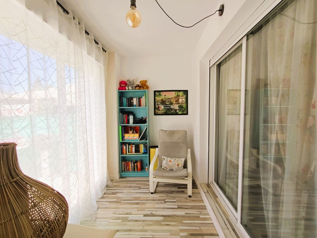 2 Bed Ground Floor Apartment in La Duquesa