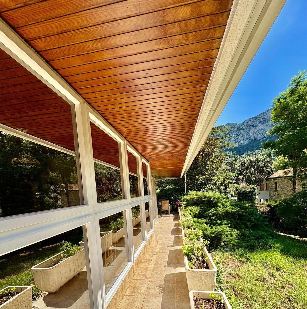 4 Bed Detached Villa in Barx