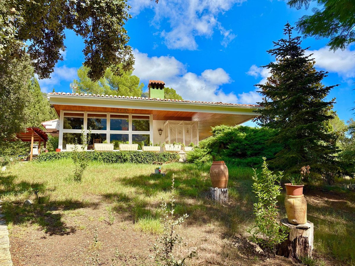 4 Bed Detached Villa in Barx