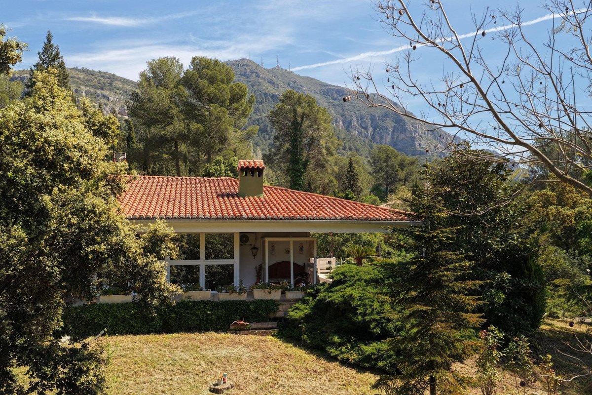 4 Bed Detached Villa in Barx