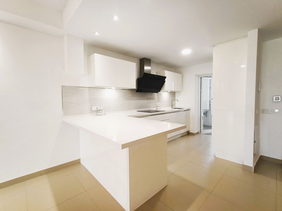 3 Bed Townhouse in El Paraiso