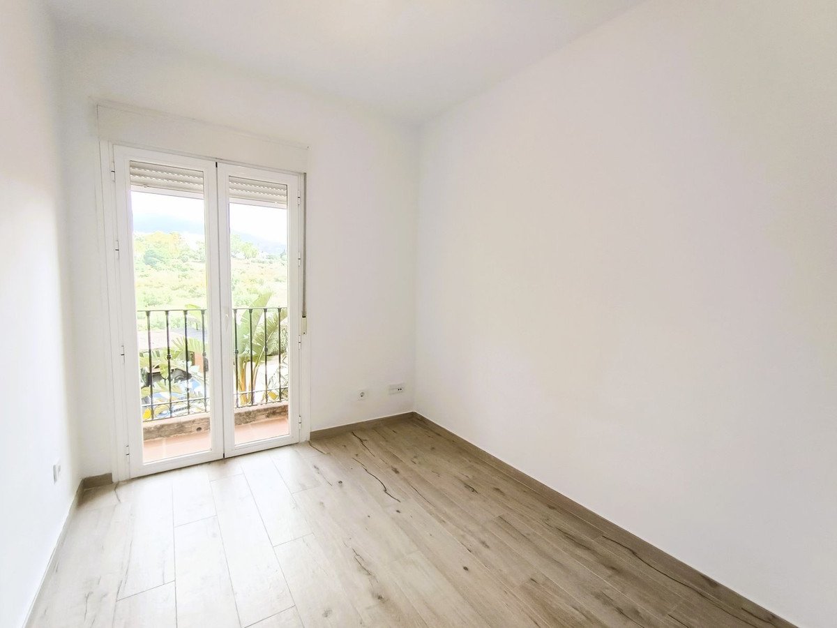 3 Bed Townhouse in El Paraiso