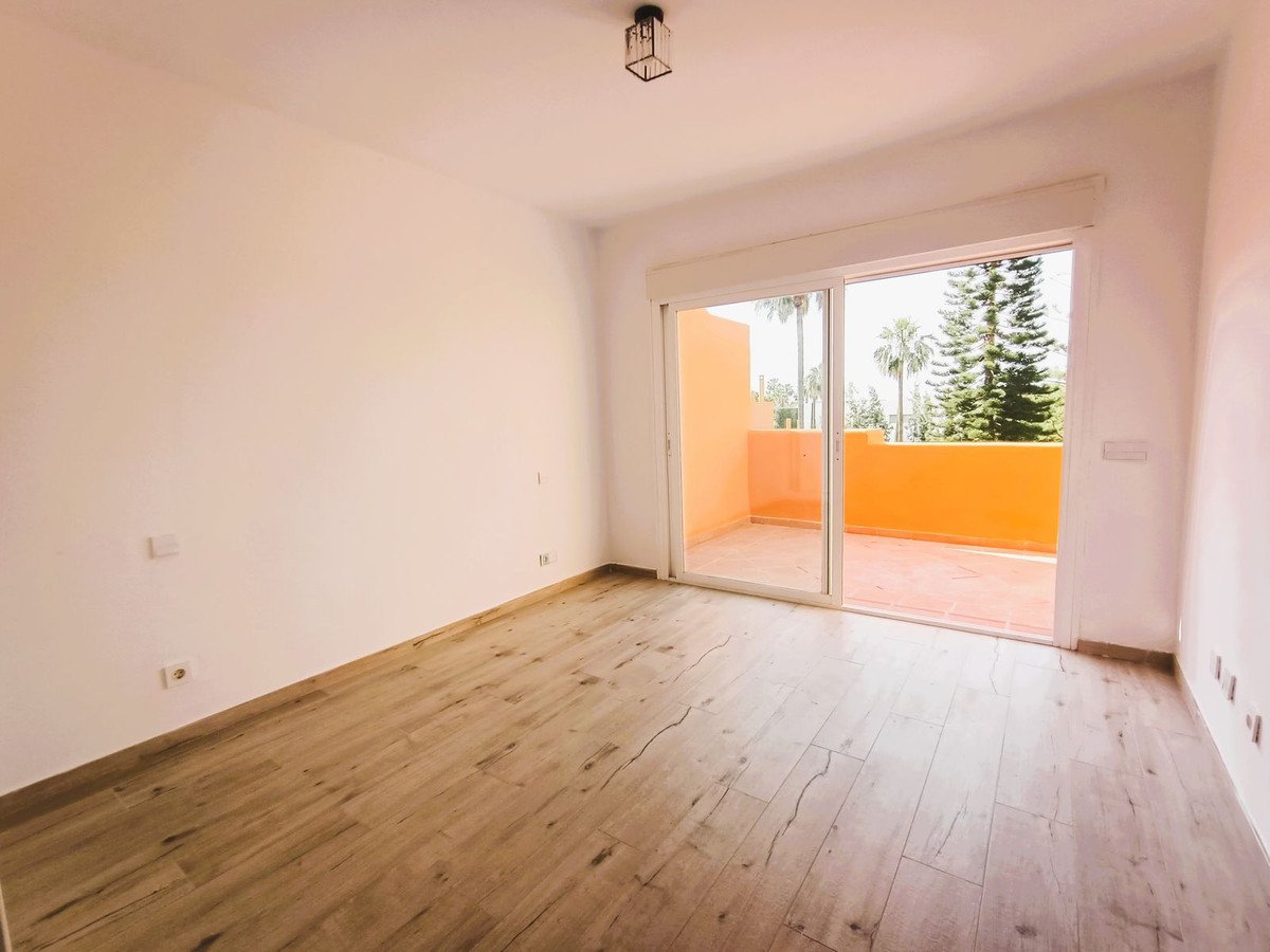 3 Bed Townhouse in El Paraiso