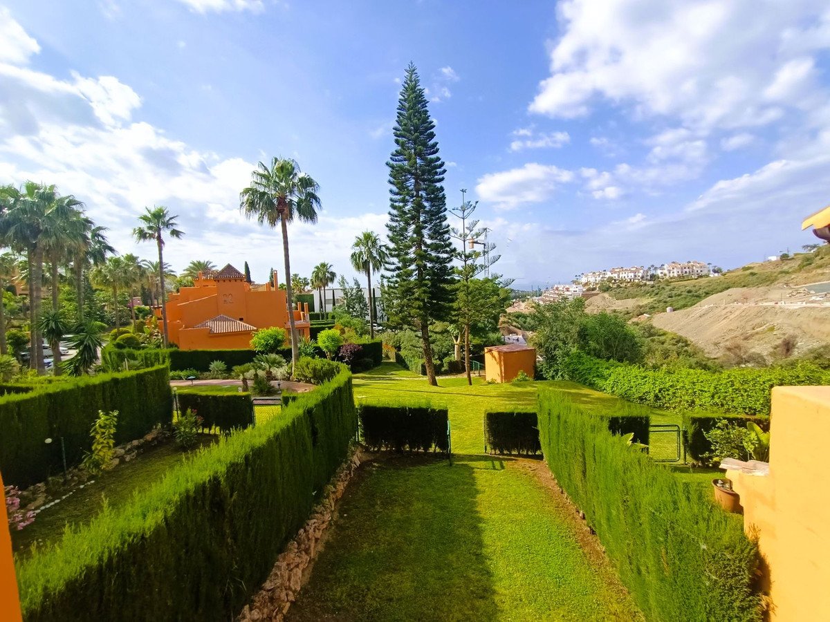 3 Bed Townhouse in El Paraiso