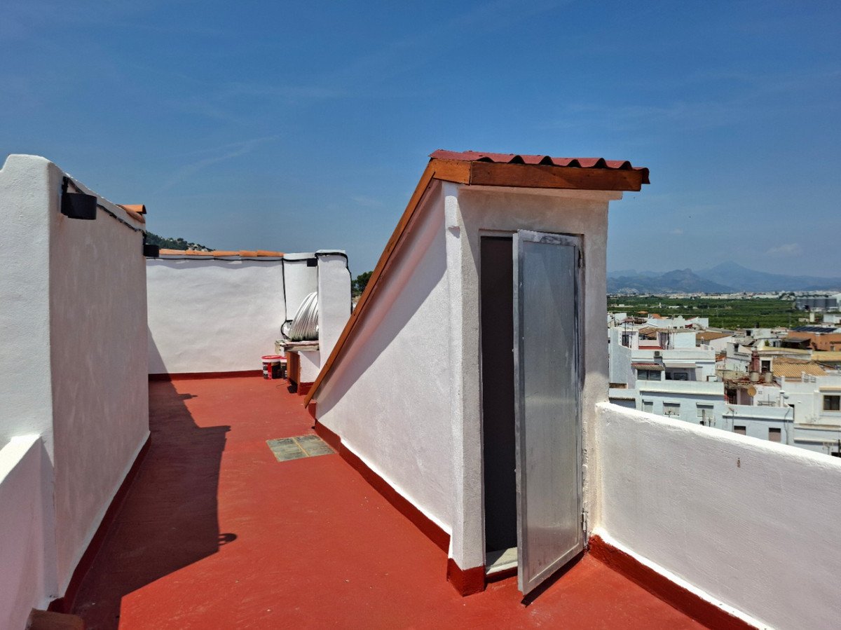 2 Bed Townhouse in Oliva