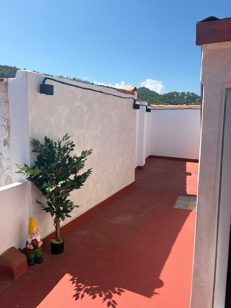 2 Bed Townhouse in Oliva