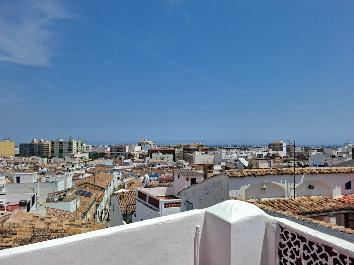 2 Bed Townhouse in Oliva