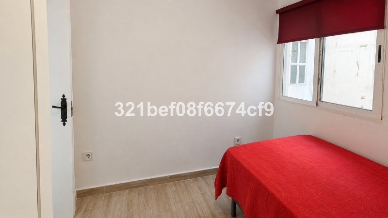 2 Bed Middle Floor Apartment in Teatinos