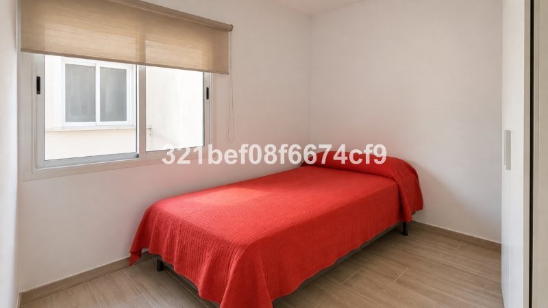 2 Bed Middle Floor Apartment in Teatinos