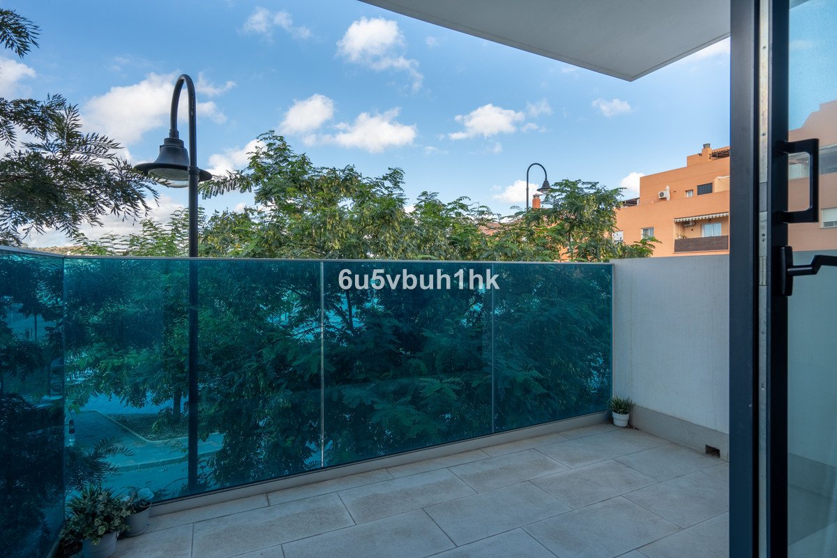 1 Bed Middle Floor Apartment in Las Lagunas
