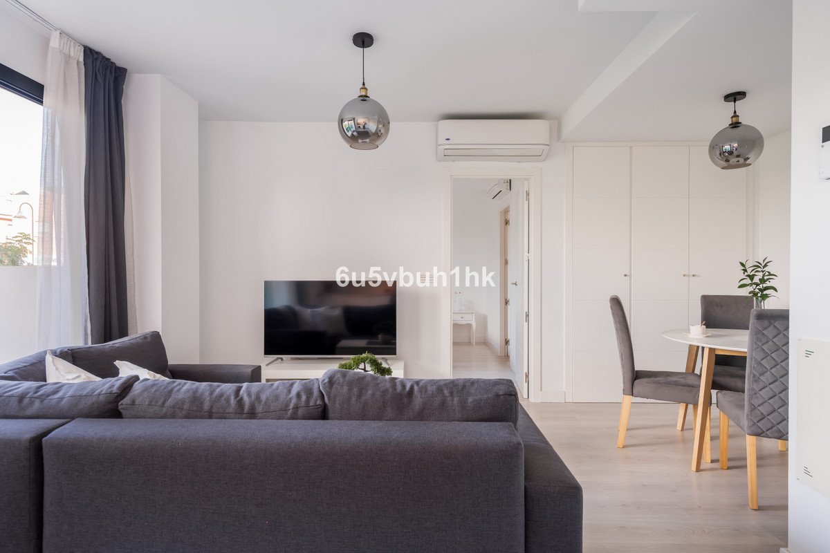 1 Bed Middle Floor Apartment in Las Lagunas