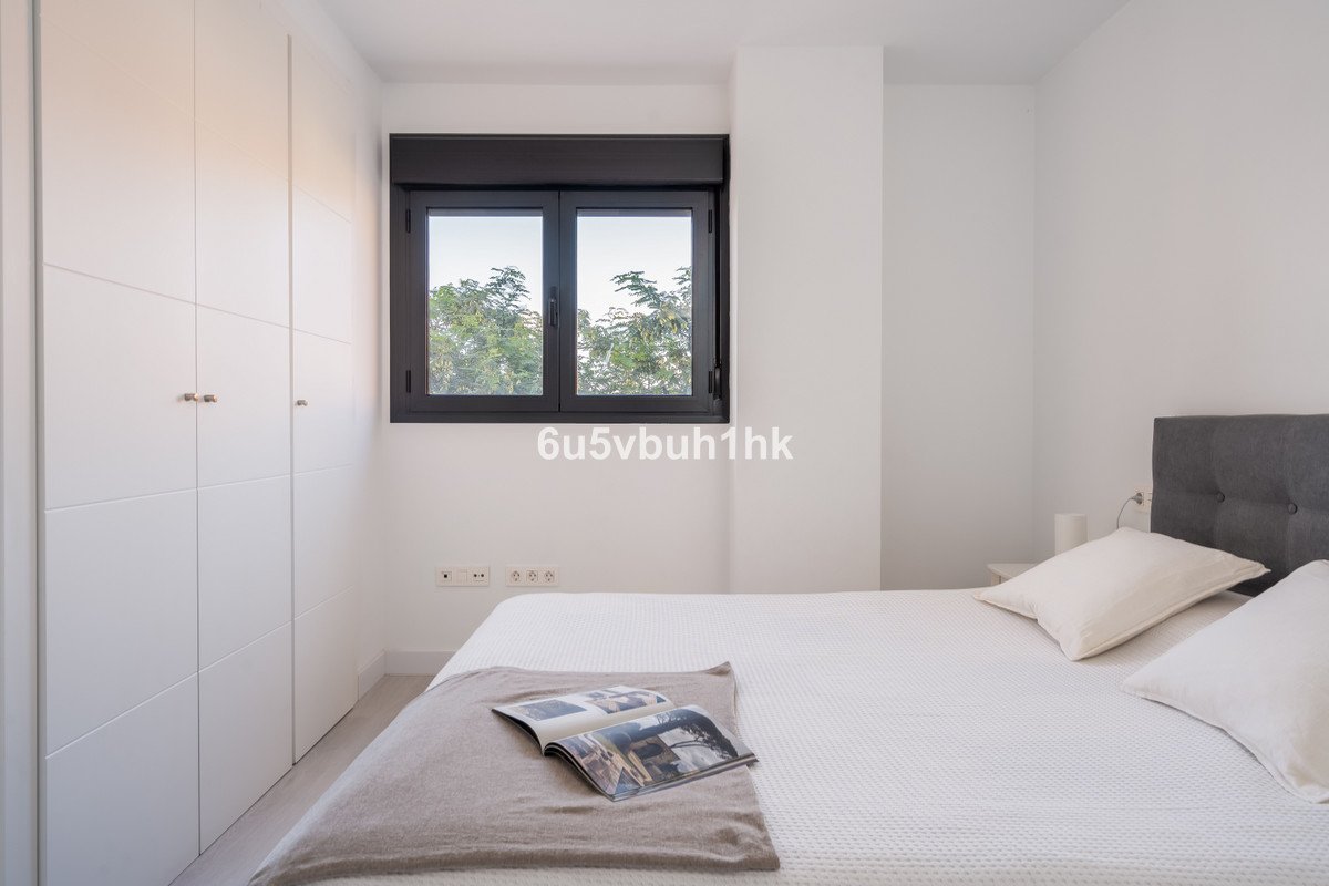 1 Bed Middle Floor Apartment in Las Lagunas