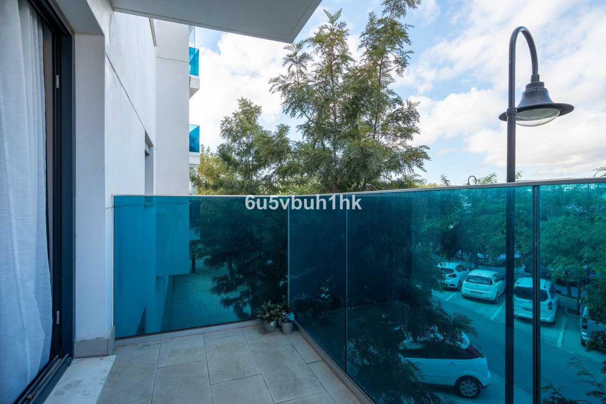 1 Bed Middle Floor Apartment in Las Lagunas