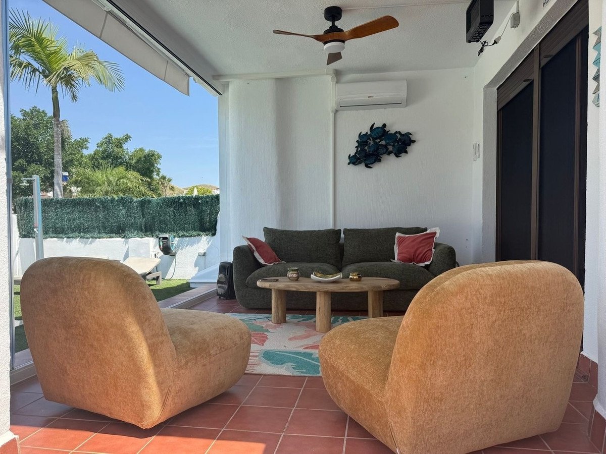 2 Bed Detached Villa in Vera Playa