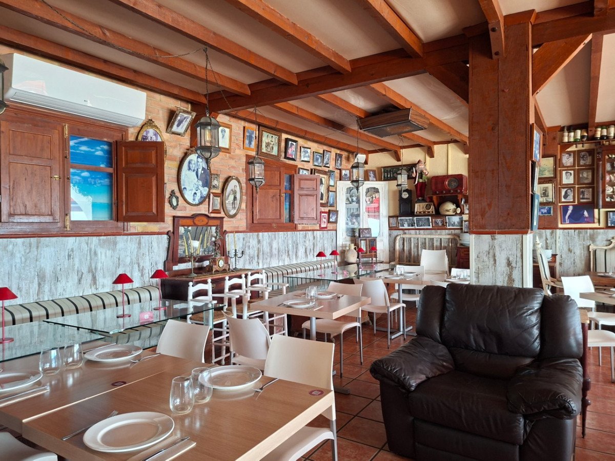 Restaurant in Playa