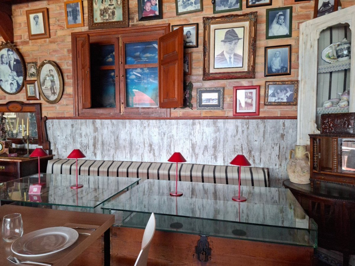Restaurant in Playa
