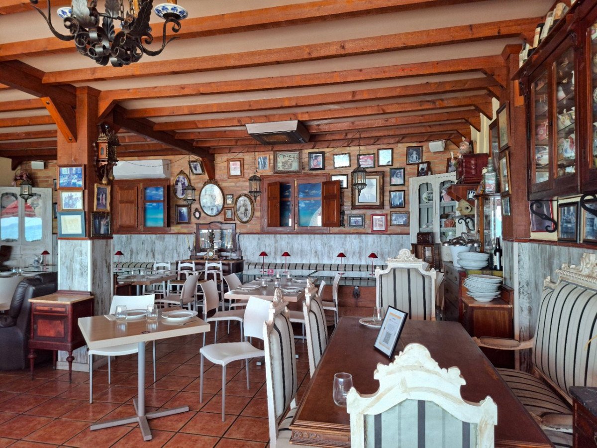Restaurant in Playa