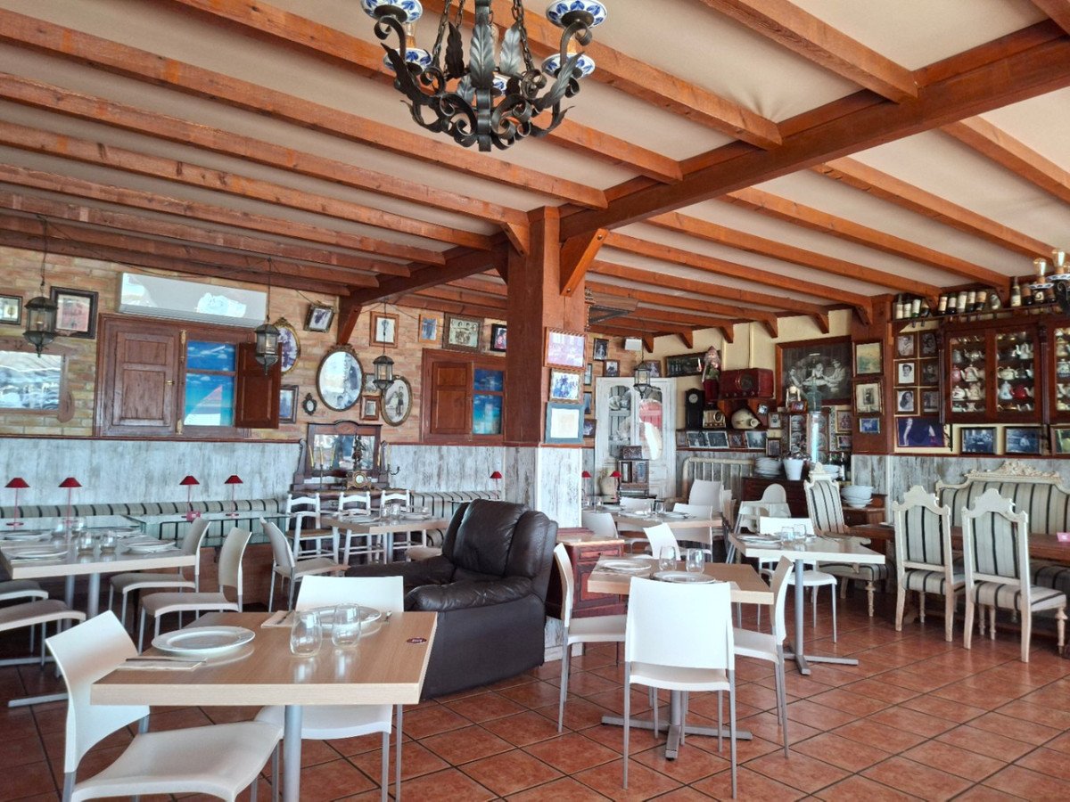 Restaurant in Playa