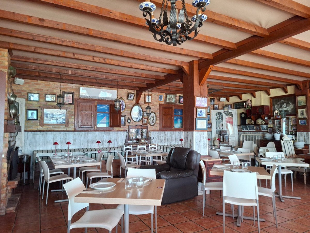 Restaurant in Playa