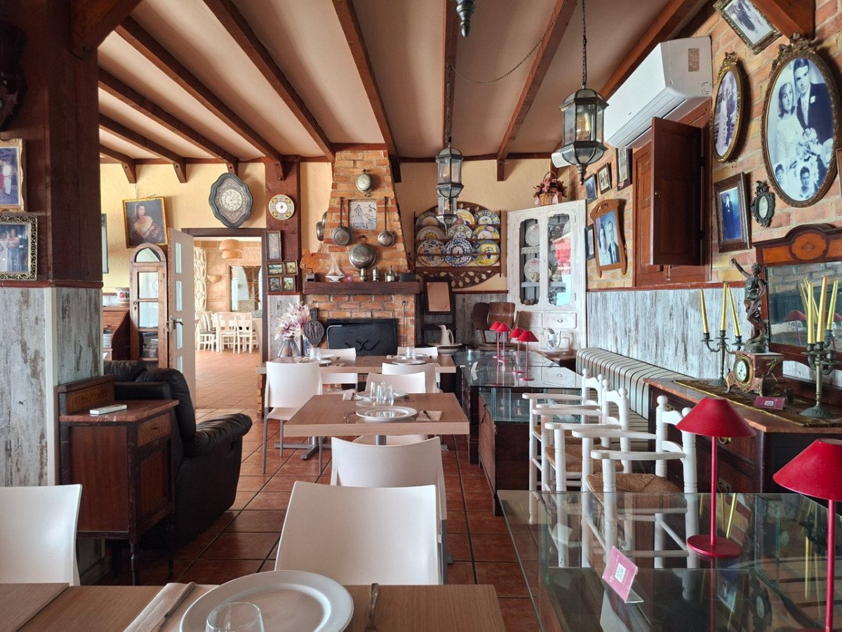 Restaurant in Playa