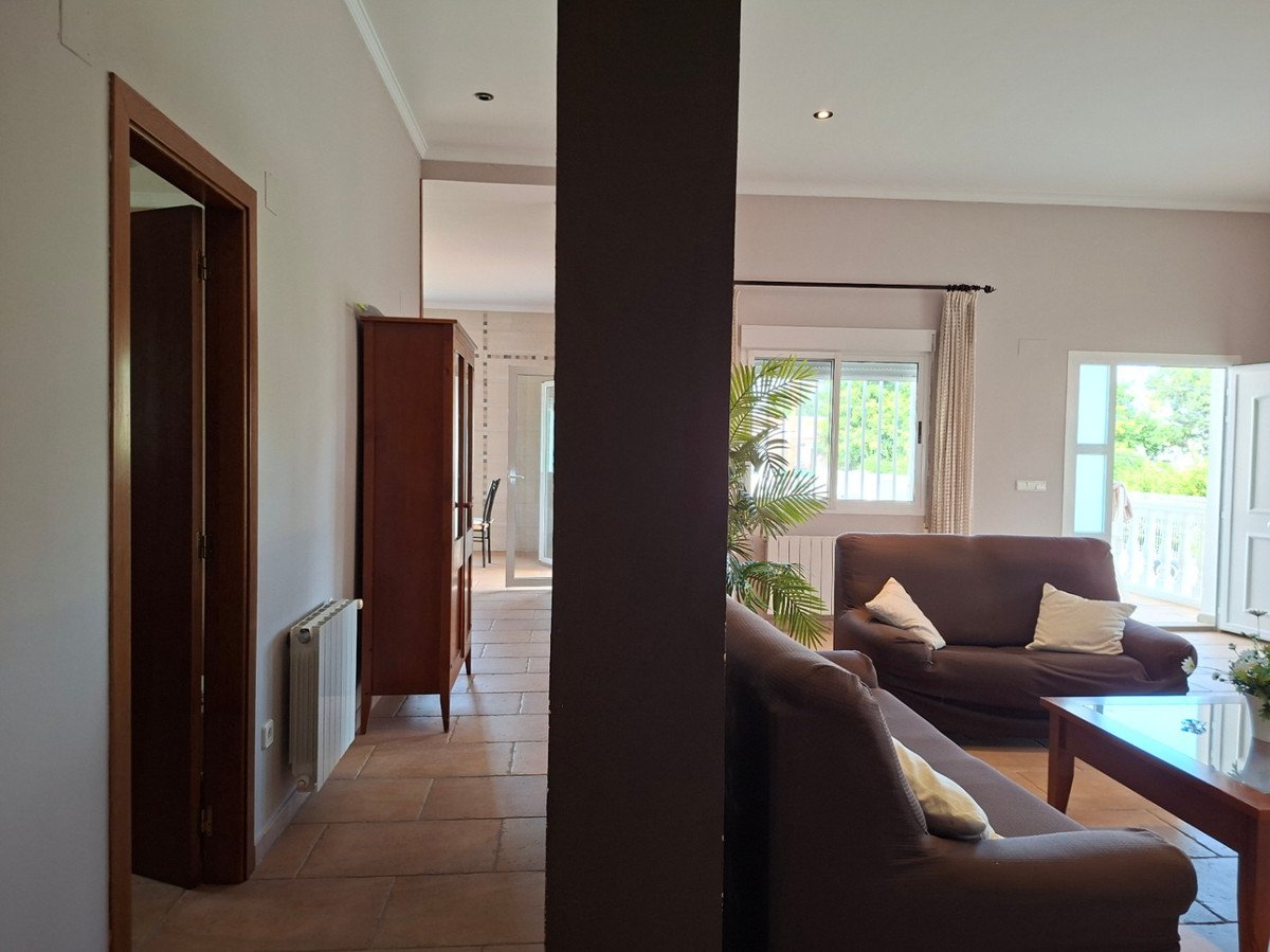 3 Bed Detached Villa in Playa