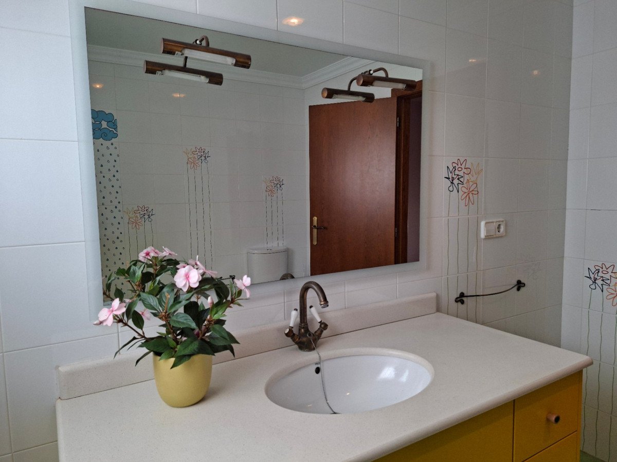 3 Bed Detached Villa in Playa