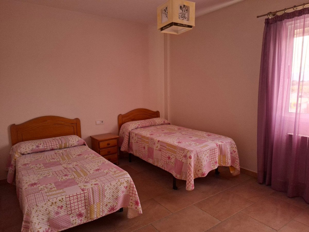 3 Bed Detached Villa in Playa