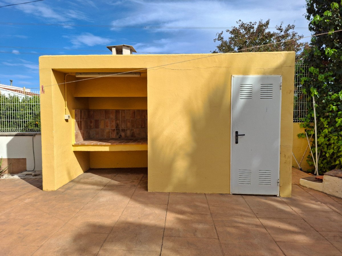 3 Bed Detached Villa in Playa