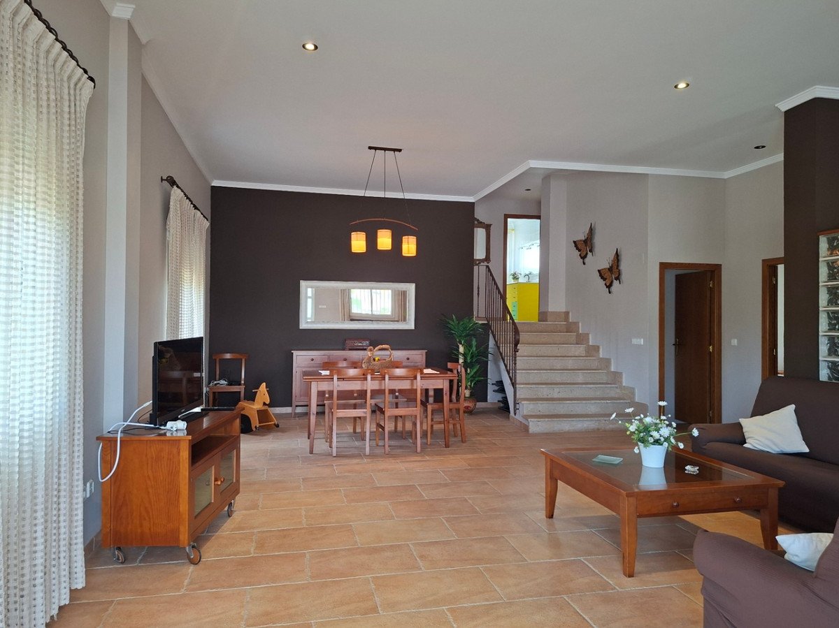 3 Bed Detached Villa in Playa