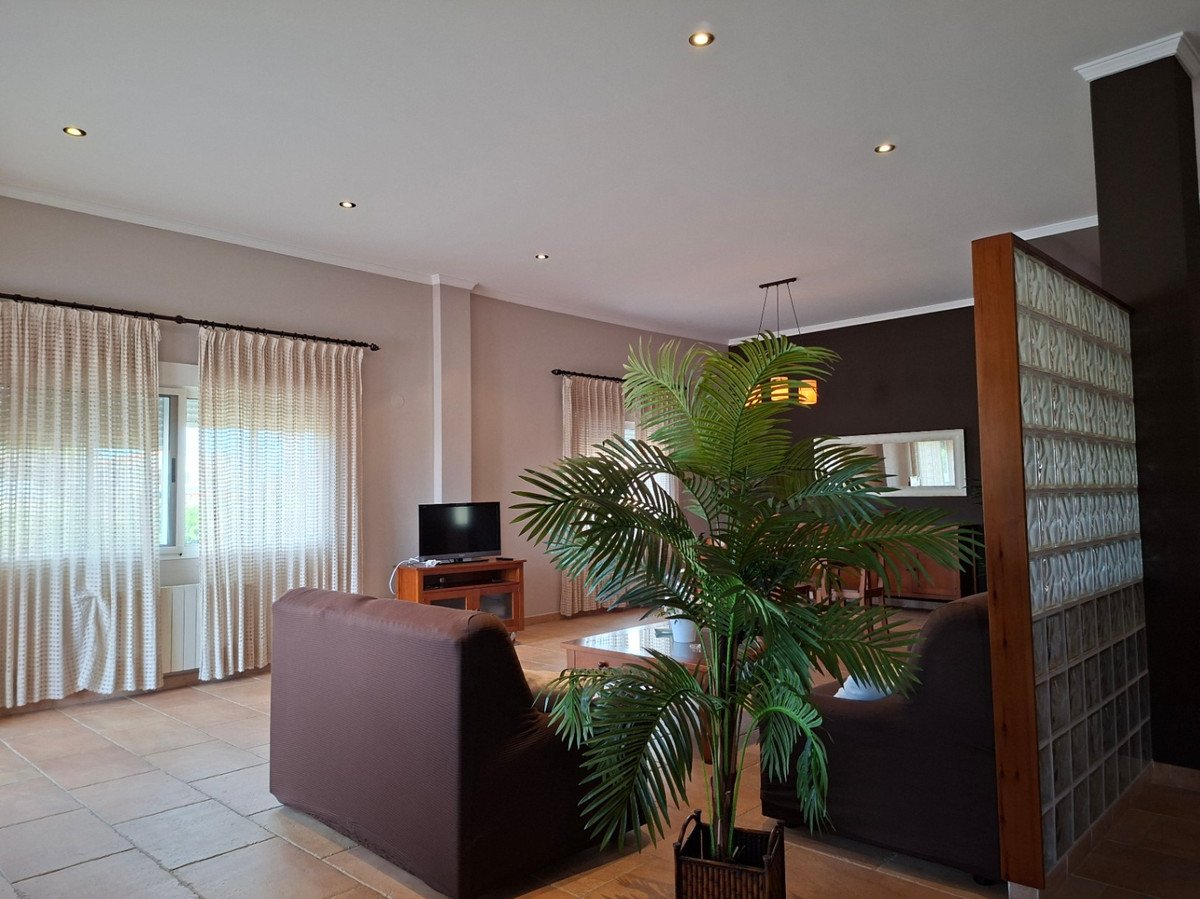 3 Bed Detached Villa in Playa