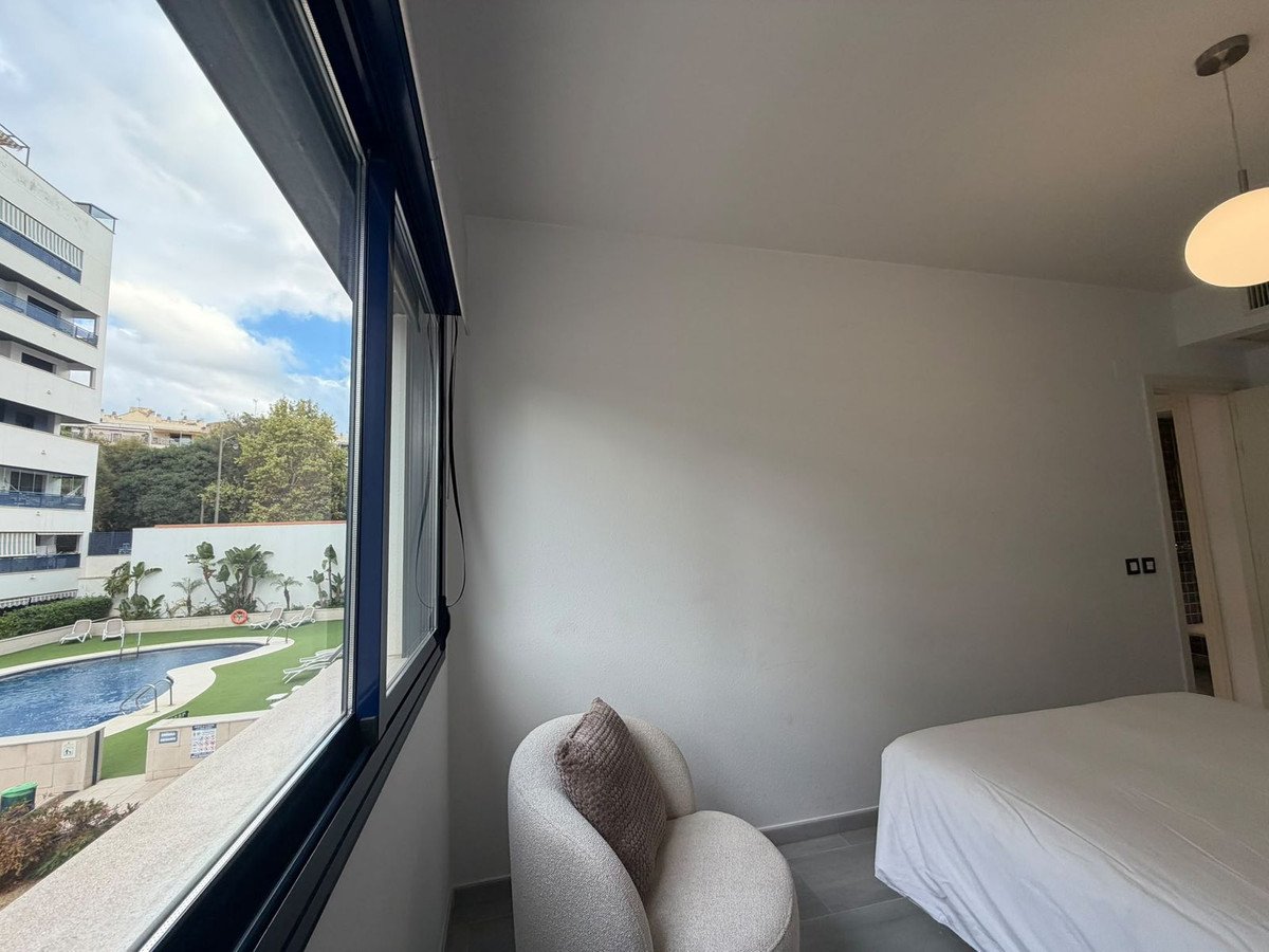 3 Bed Middle Floor Apartment in Estepona