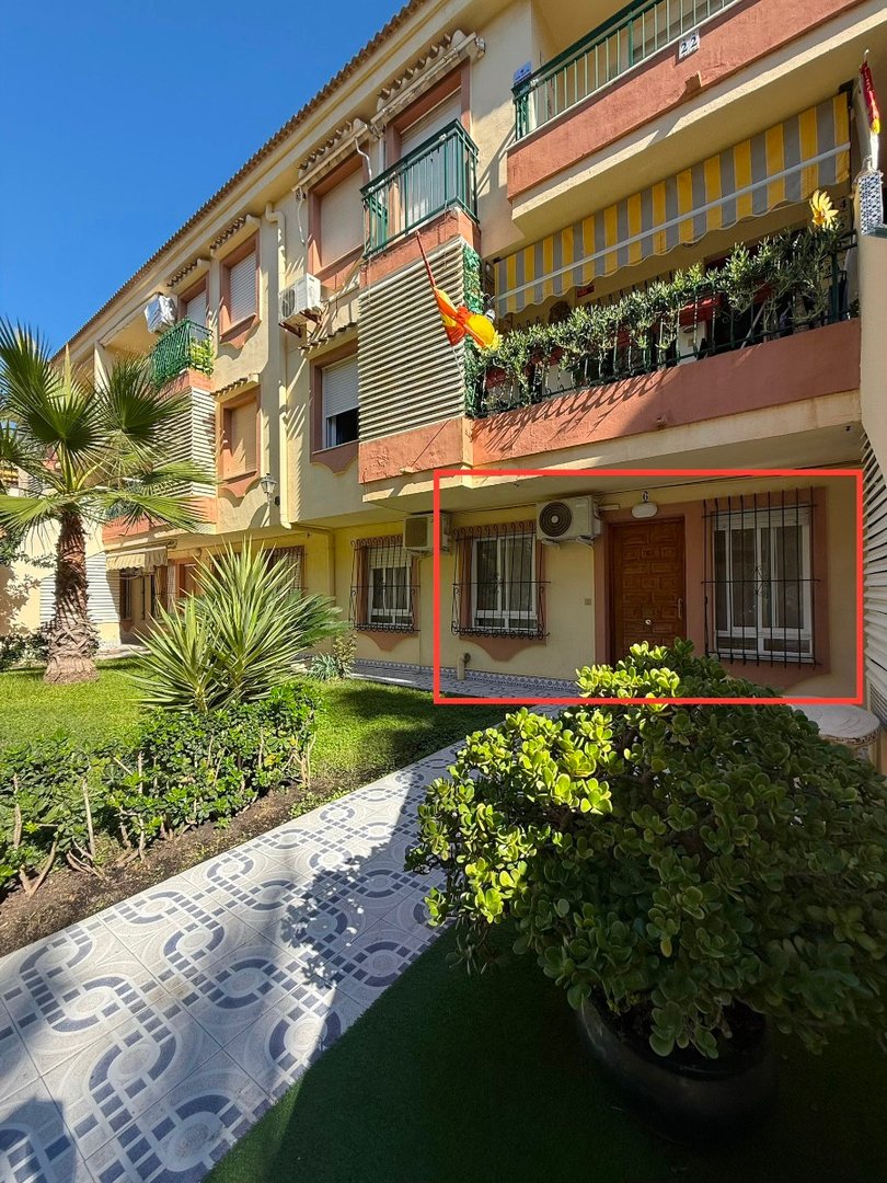 2 Bed Ground Floor Apartment in La Veleta