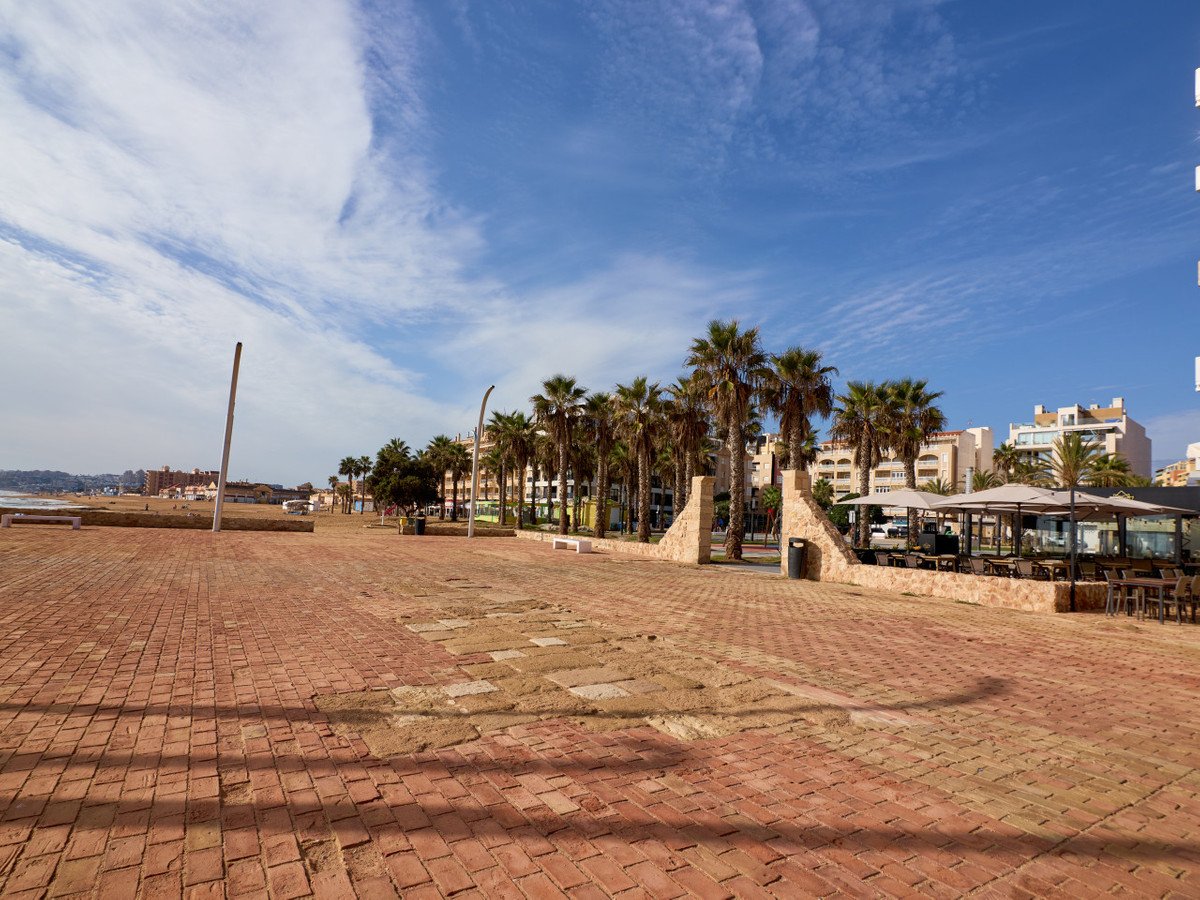 2 Bed Ground Floor Apartment in La Mata