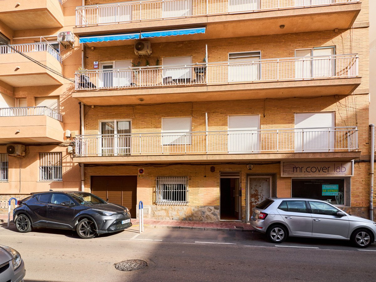 2 Bed Ground Floor Apartment in La Mata