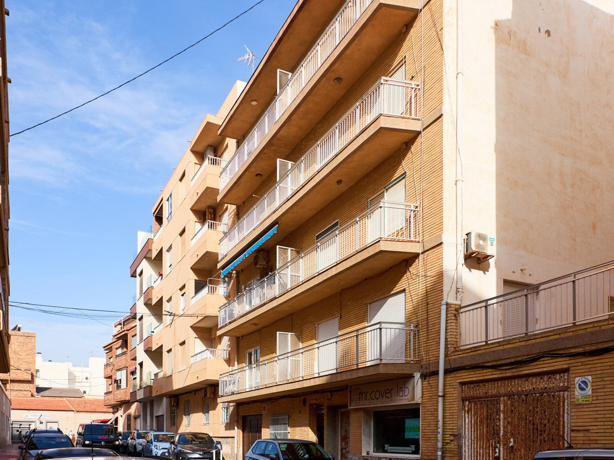 2 Bed Ground Floor Apartment in La Mata