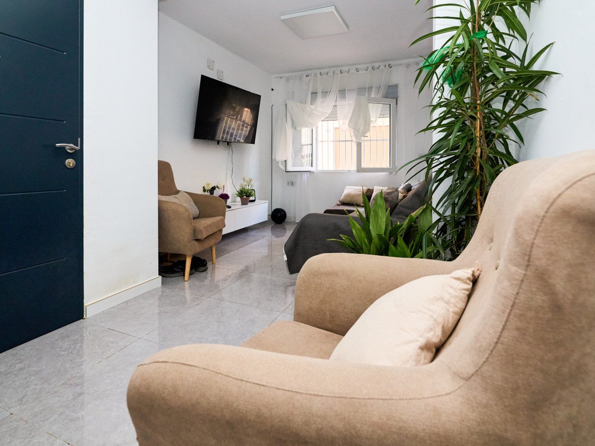 2 Bed Ground Floor Apartment in La Mata