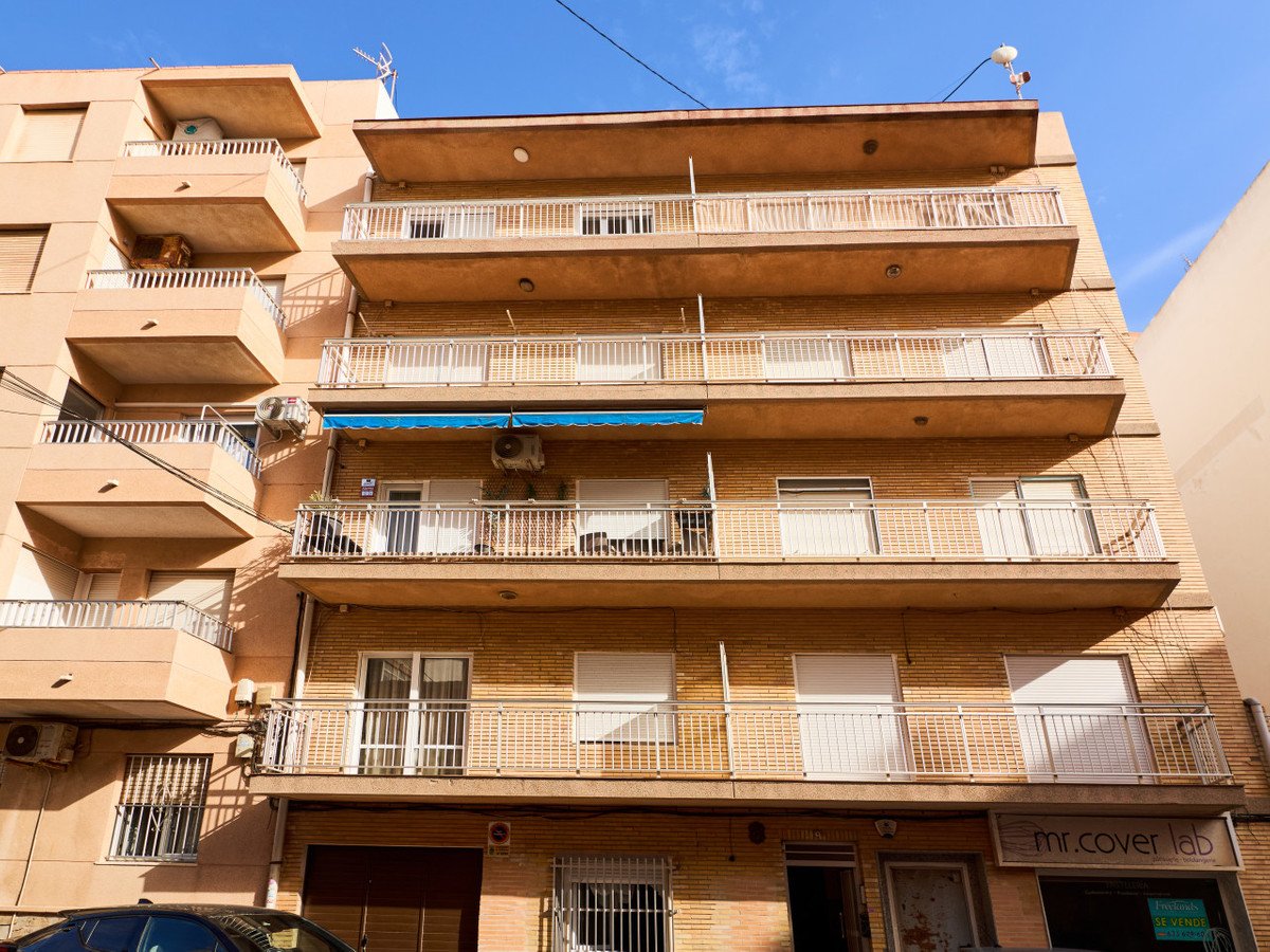 2 Bed Ground Floor Apartment in La Mata