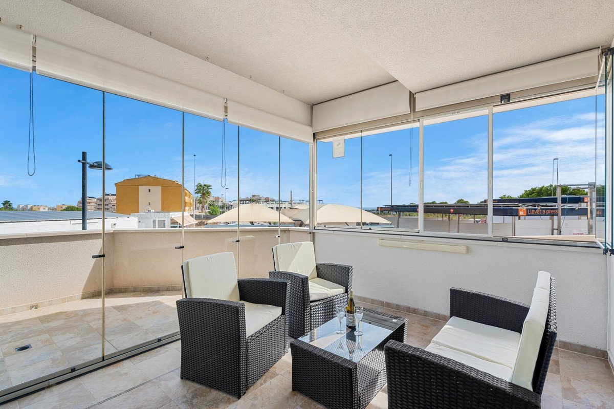 2 Bed Ground Floor Apartment in Los Dolses