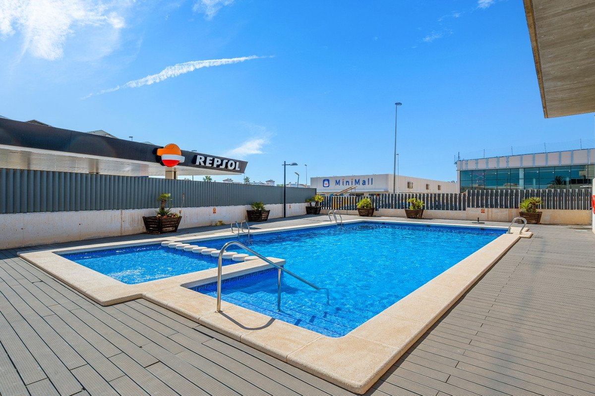 2 Bed Ground Floor Apartment in Los Dolses