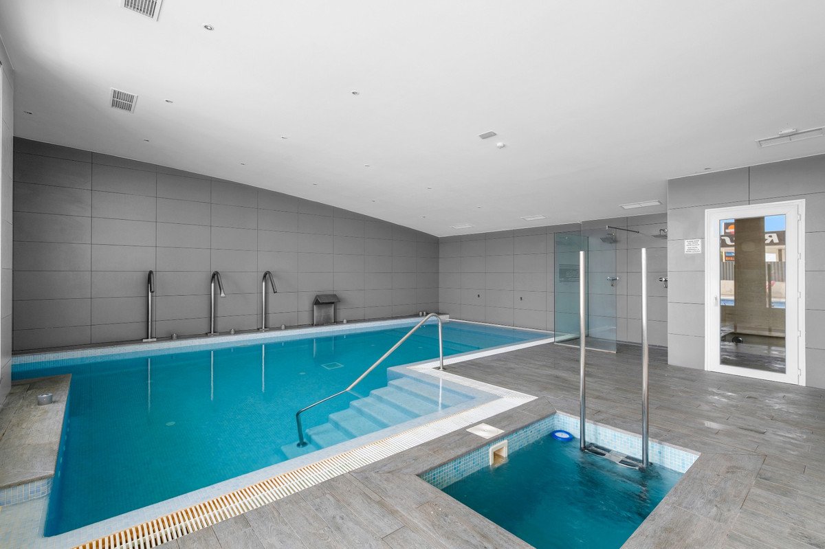 2 Bed Ground Floor Apartment in Los Dolses