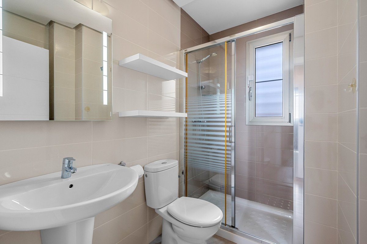 2 Bed Ground Floor Apartment in Los Dolses