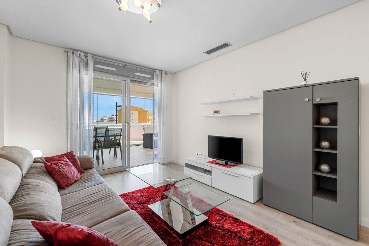 2 Bed Ground Floor Apartment in Los Dolses