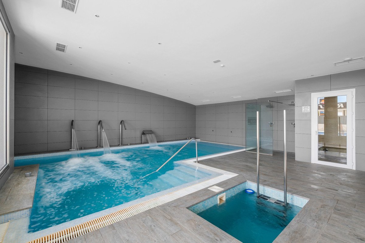 2 Bed Ground Floor Apartment in Los Dolses